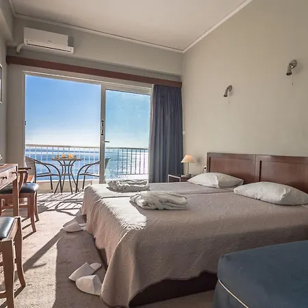Cokkinis Hotel